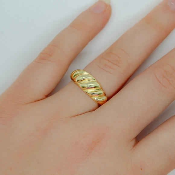 Gold Croissant Dome Ring - Picture 6 of 7